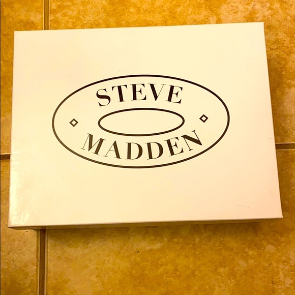 STEVEN MADDEN The Carson Chunky Heels 7.5 M - Picture 5 of 5